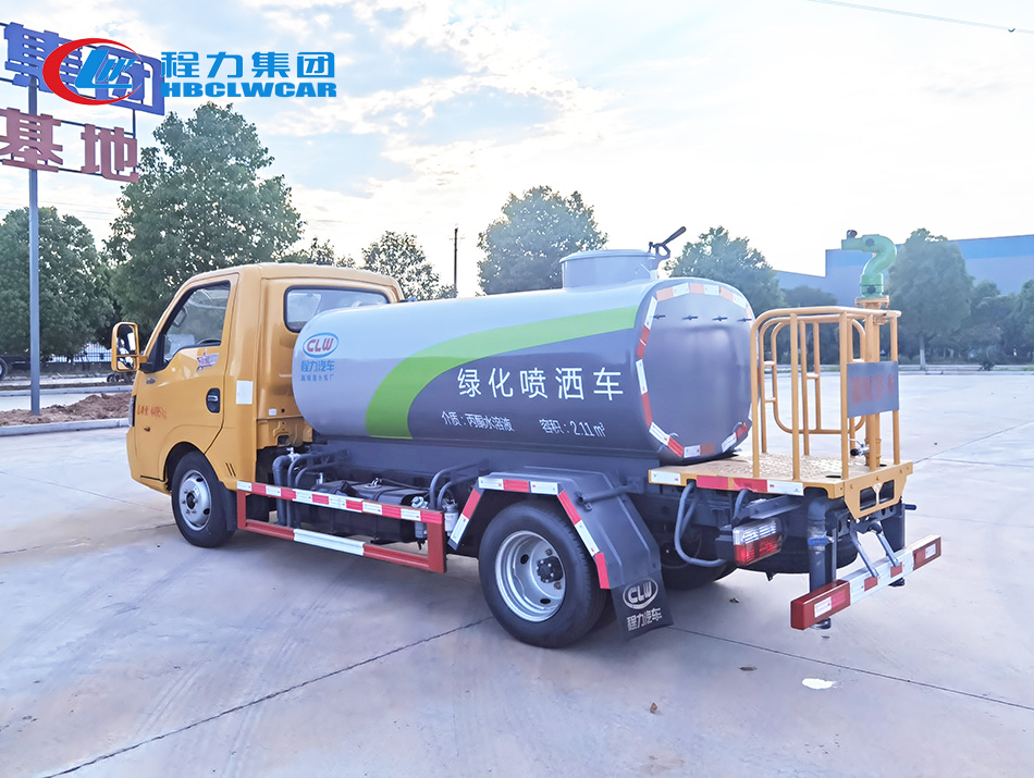 東風(fēng)途逸2.5方灑水車