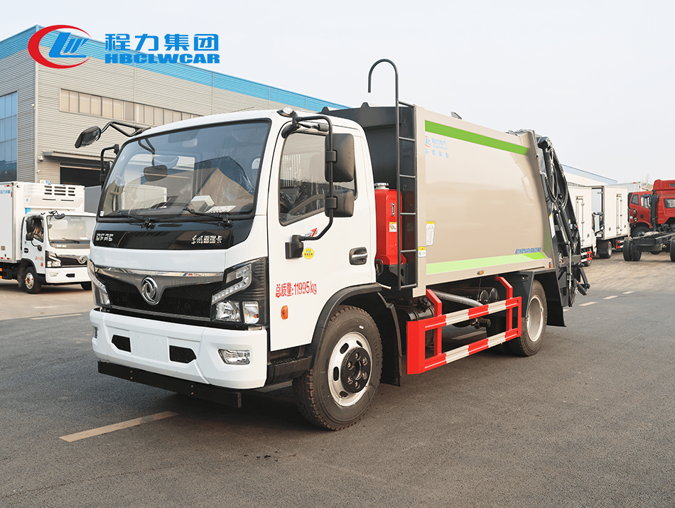 東風(fēng)福瑞卡9方壓縮垃圾車