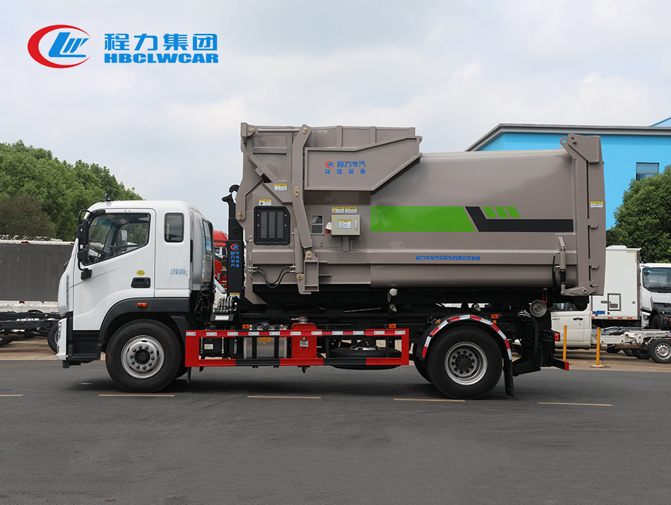 福田奧鈴勾臂垃圾車(chē)